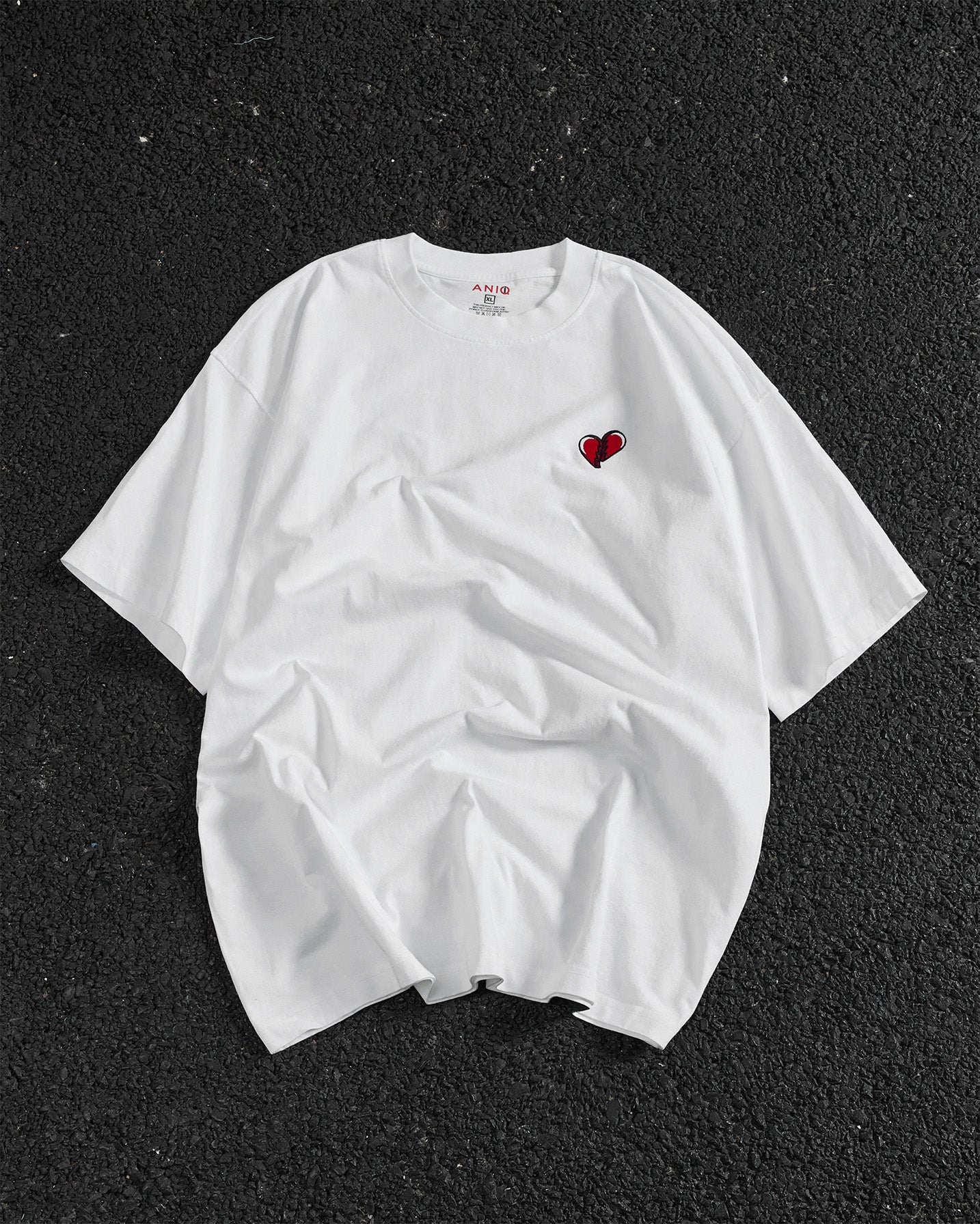SILVER CHARIOT TEE
