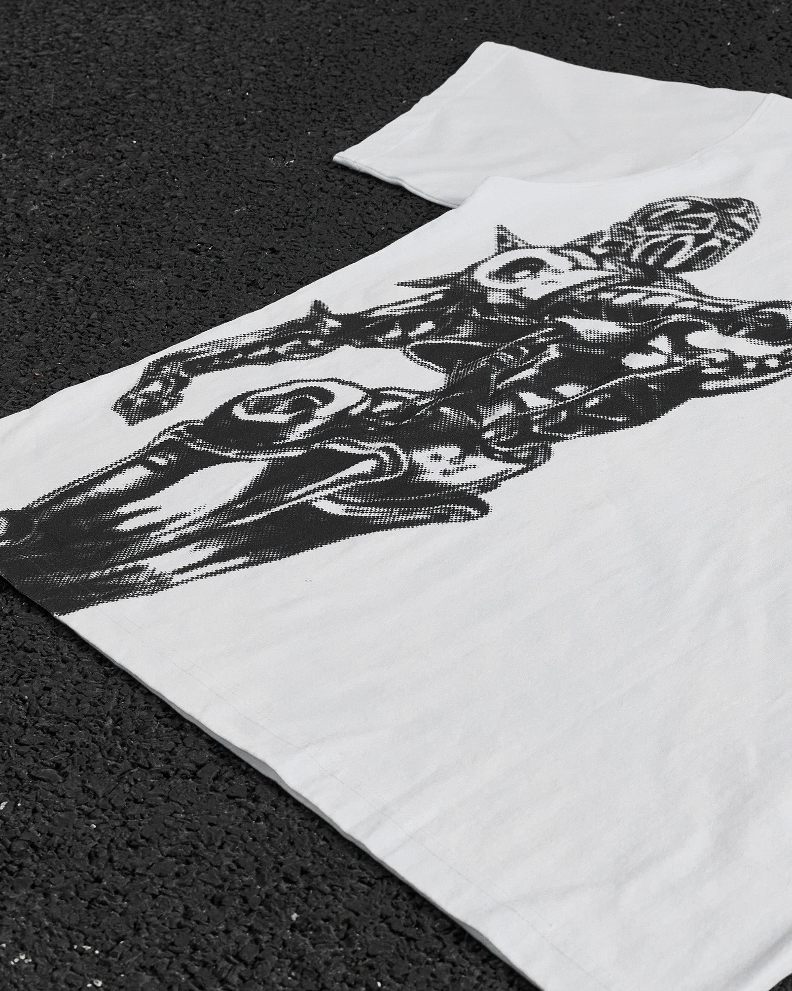 SILVER CHARIOT TEE
