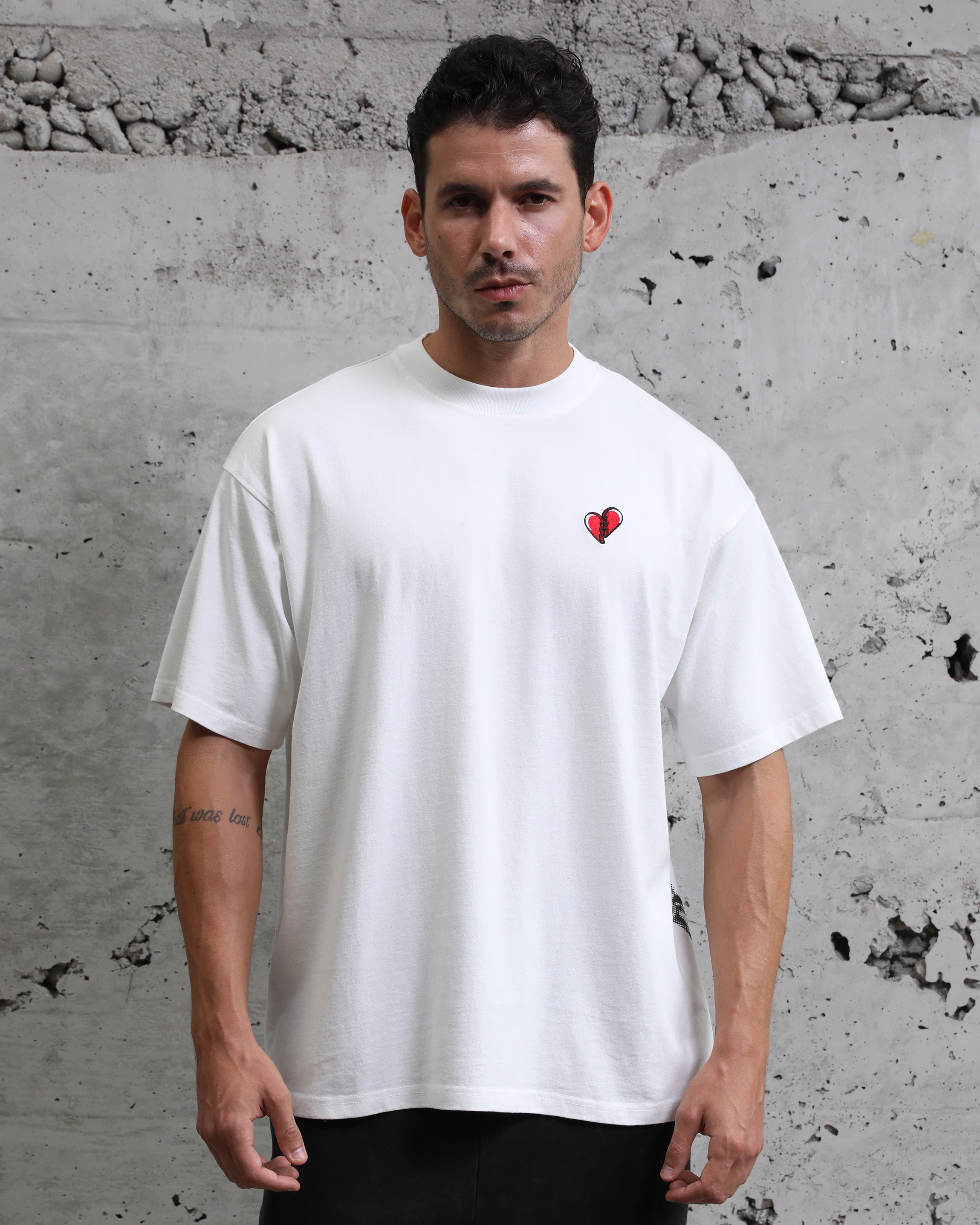 SILVER CHARIOT TEE