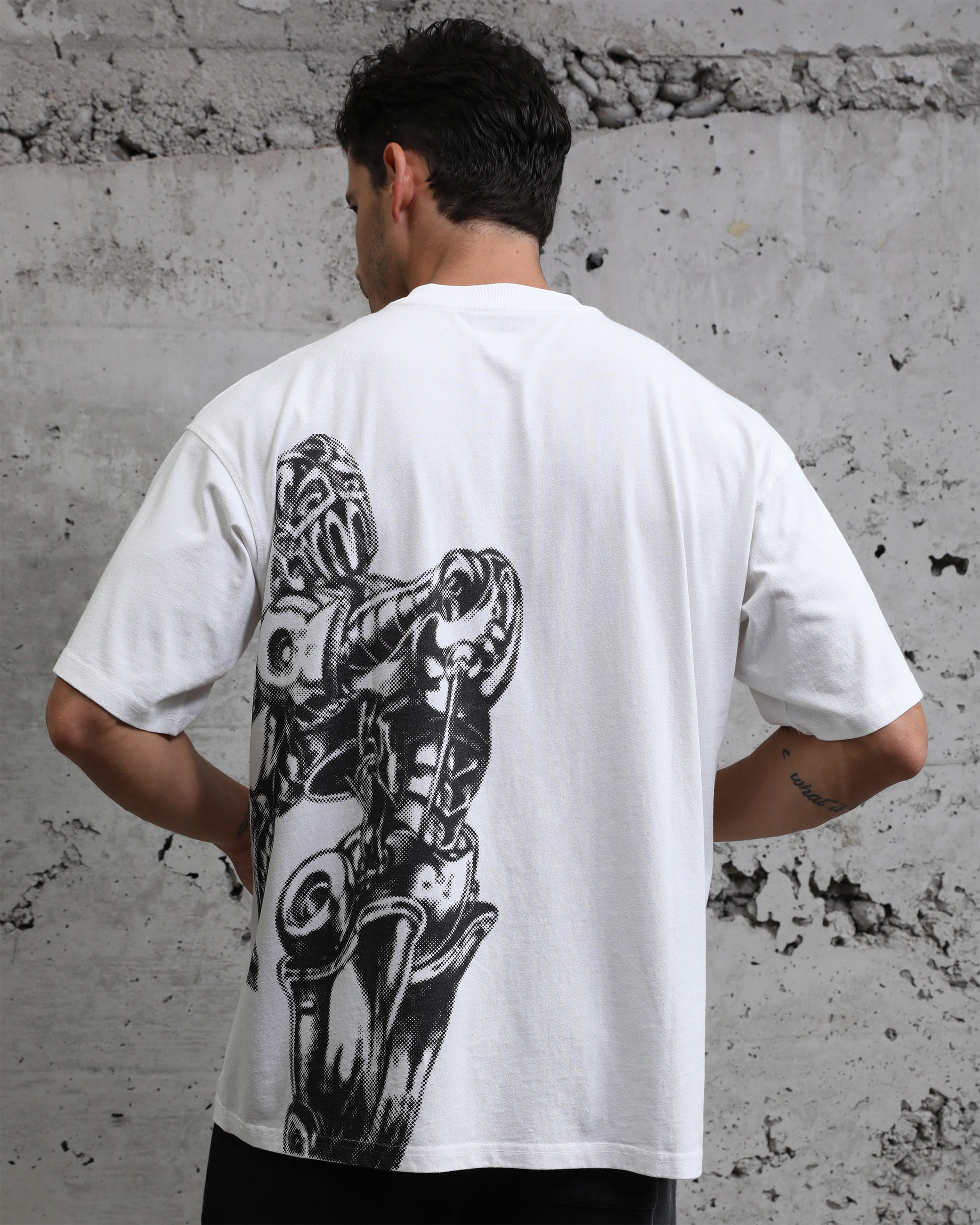 SILVER CHARIOT TEE