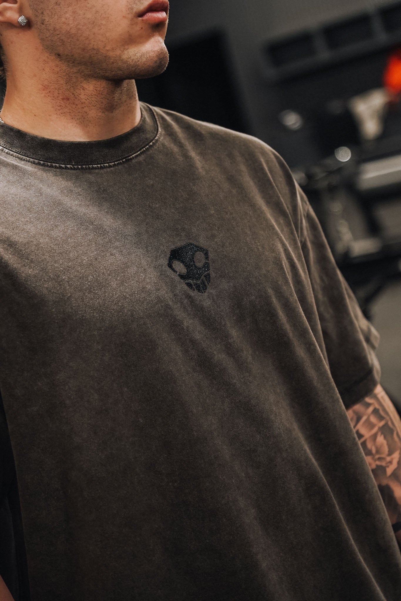 ICHIGO ACID WASH TEE ANIQI