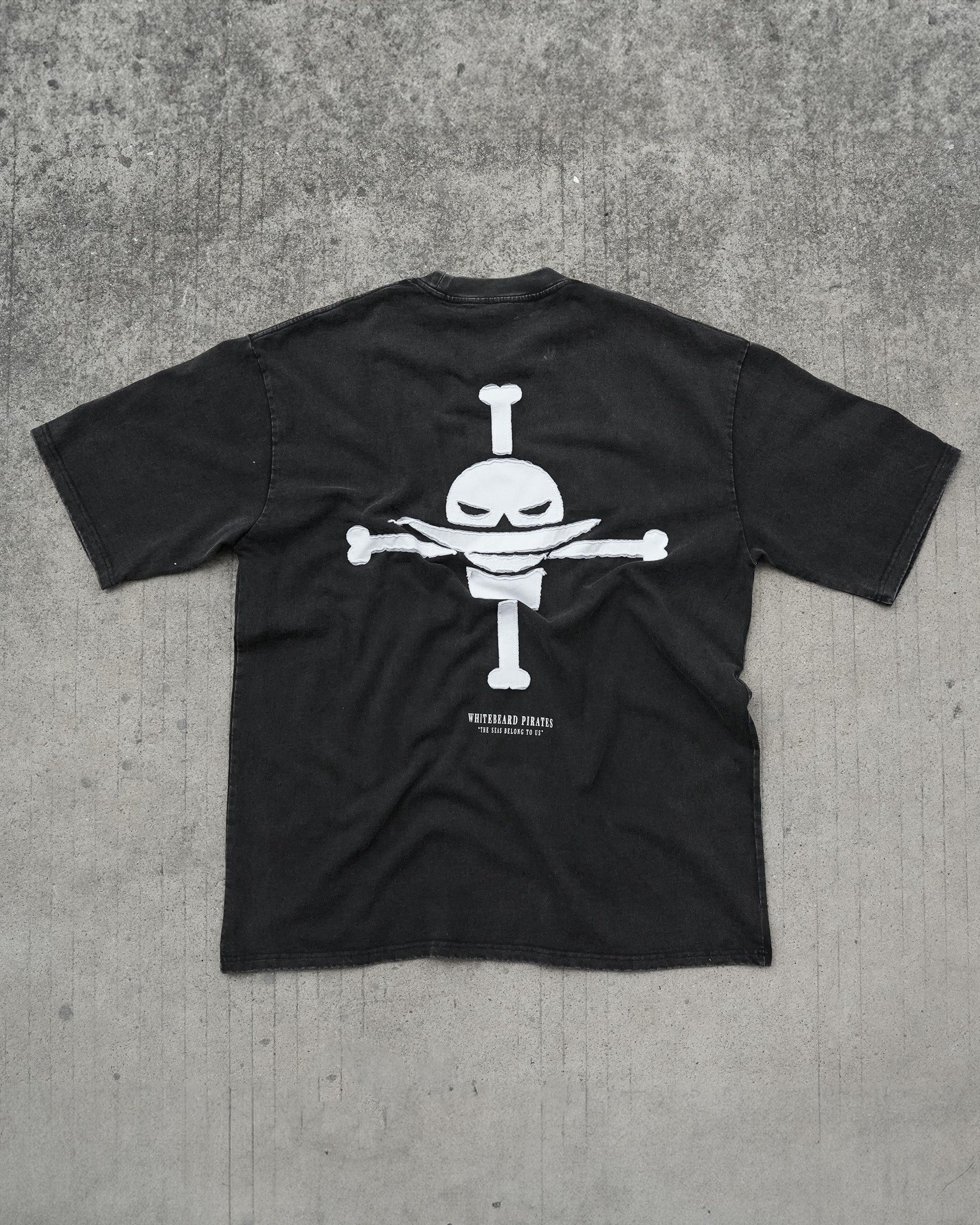 WHITE BEARD WASH TEE