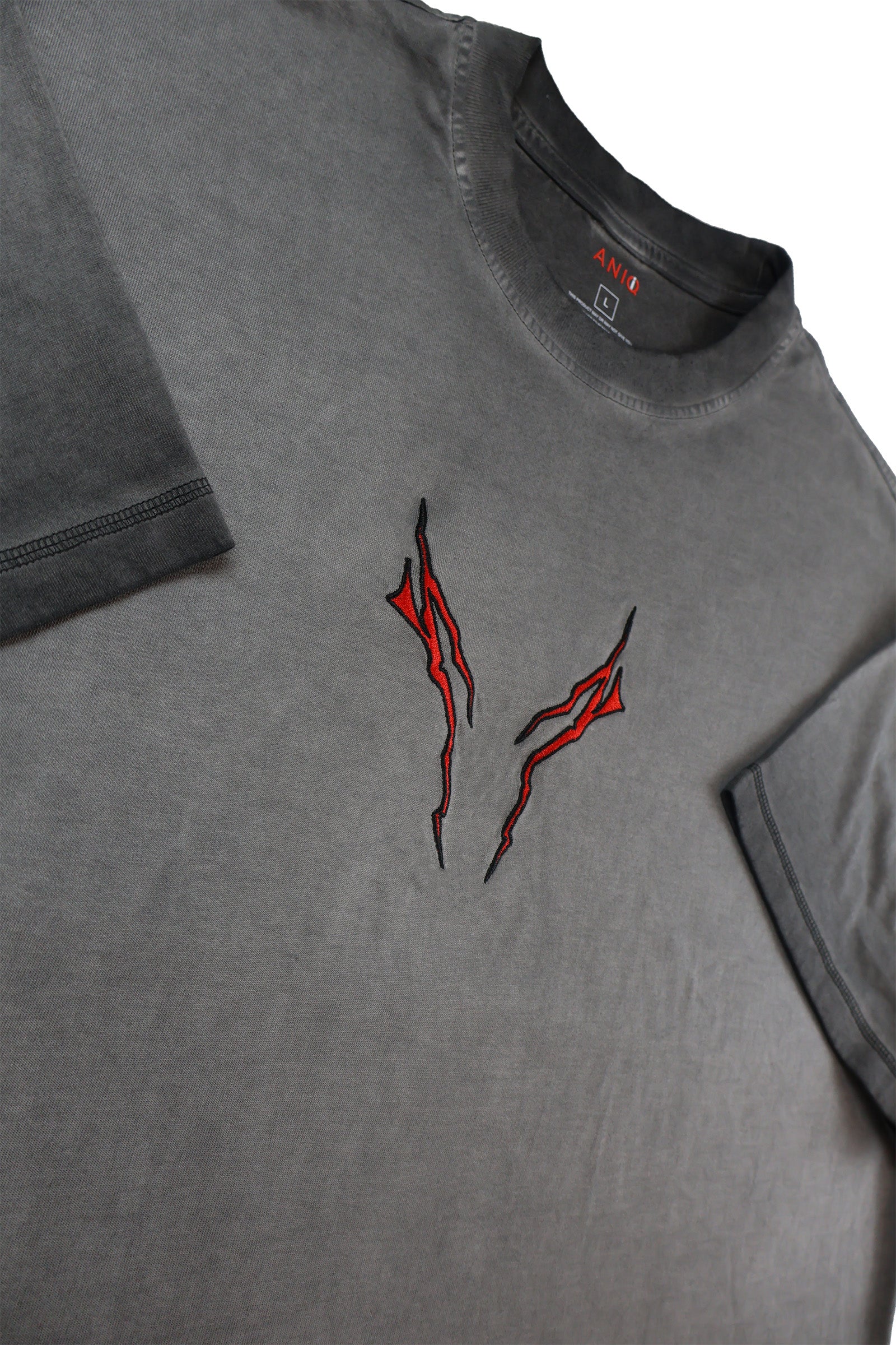 THE BLACK SWORDSMAN WASH TEE