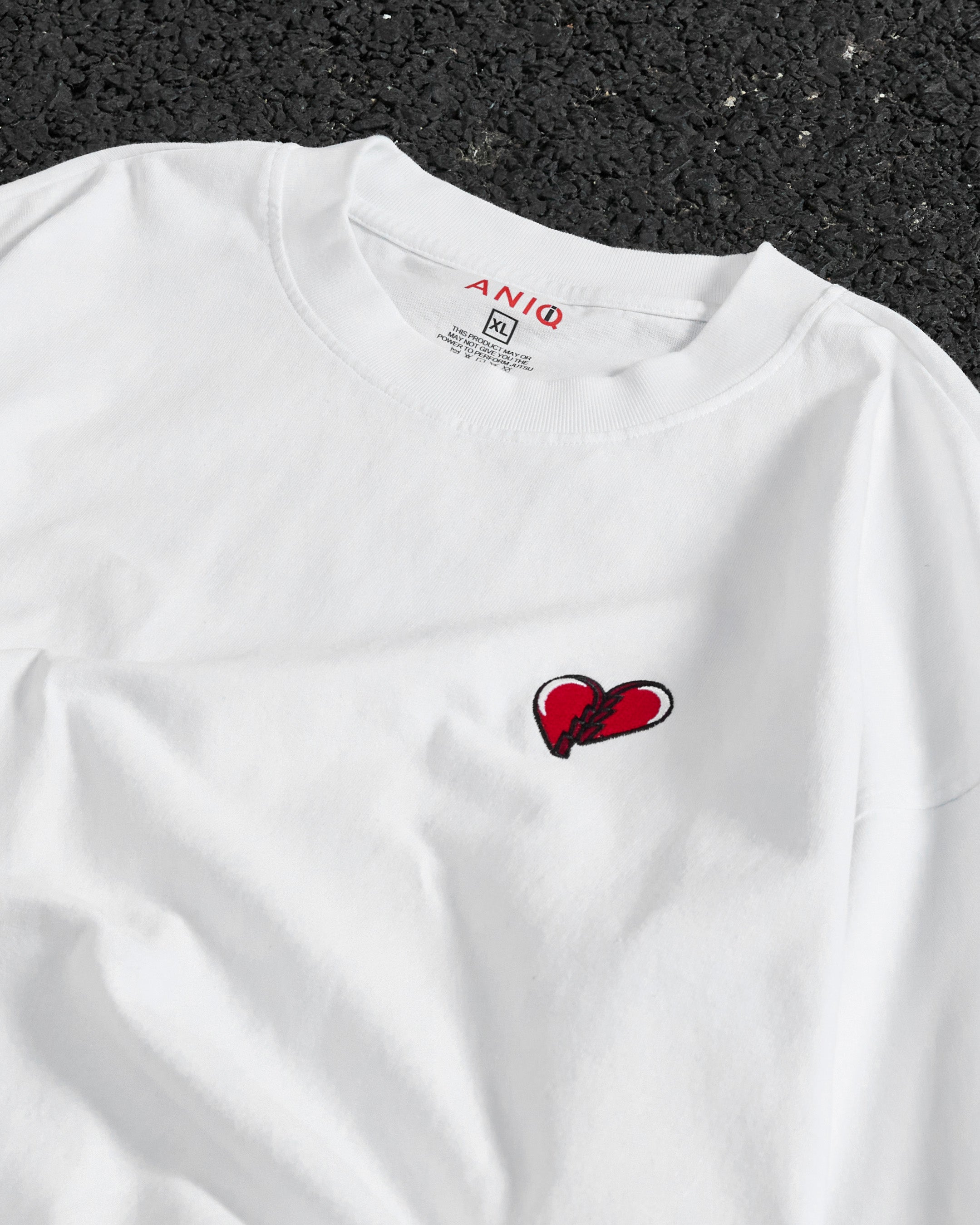 SILVER CHARIOT TEE