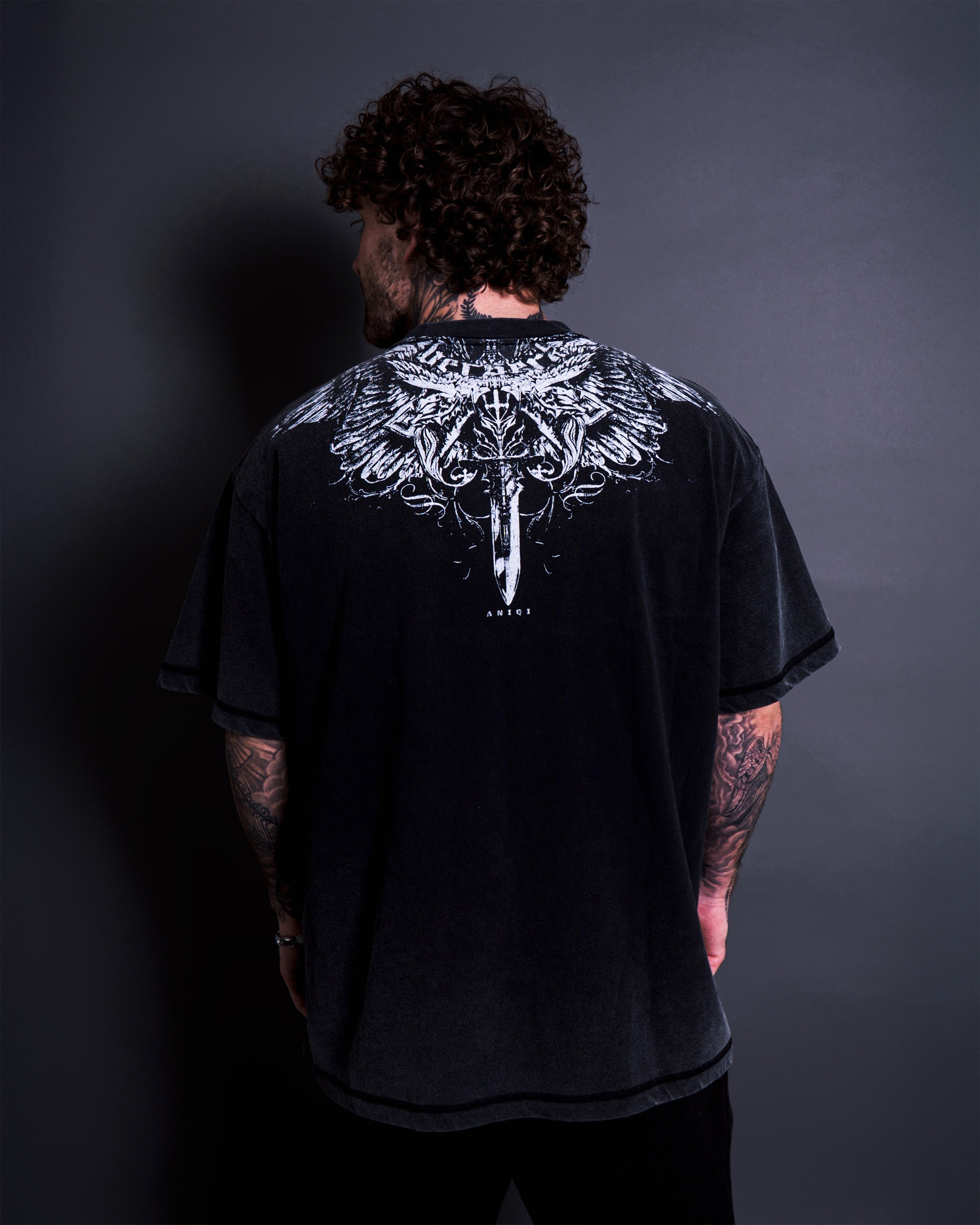 BEAST OF DARKNESS ACID WASH TEE  ANIQI