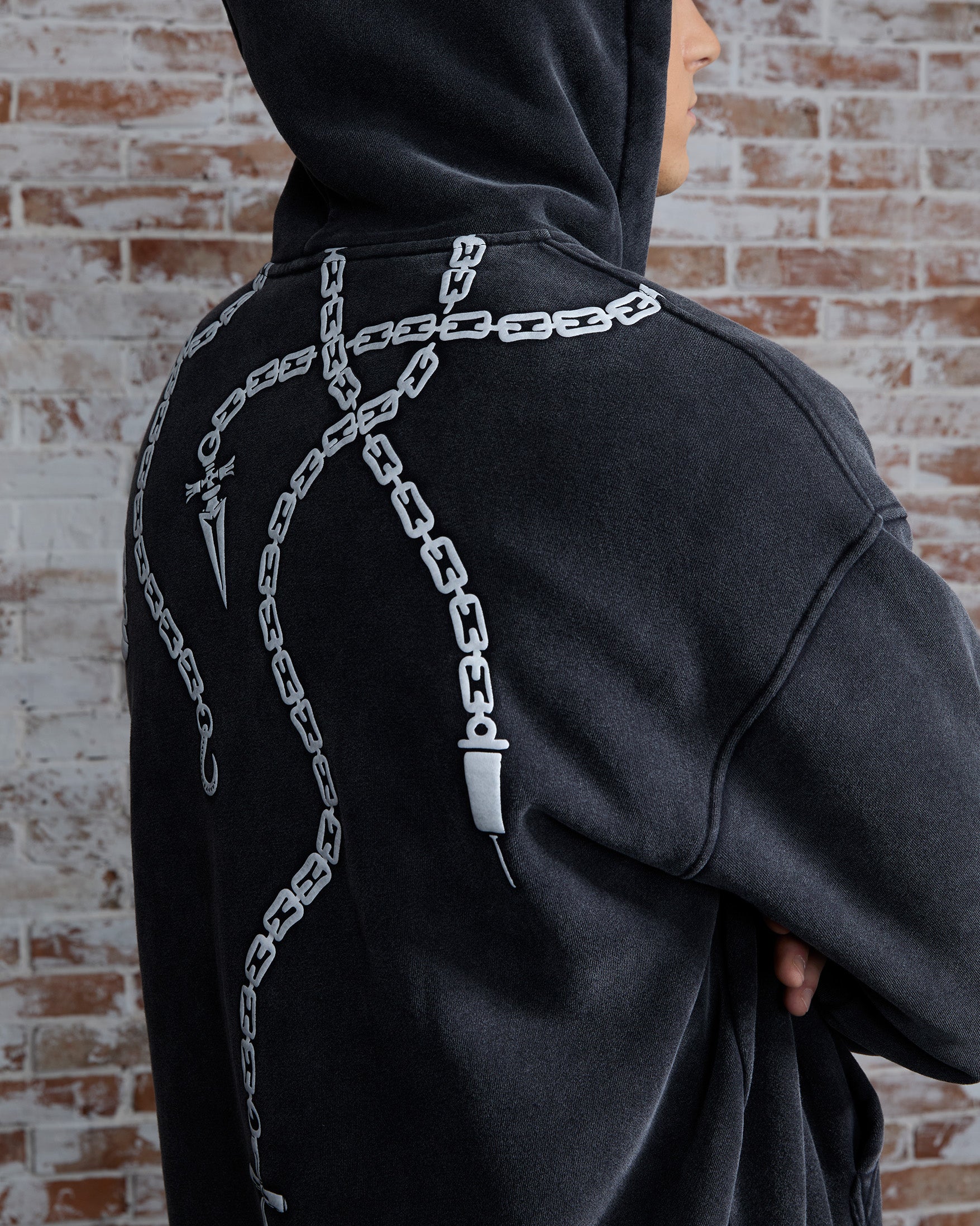 CHAINS ZIP-UPS