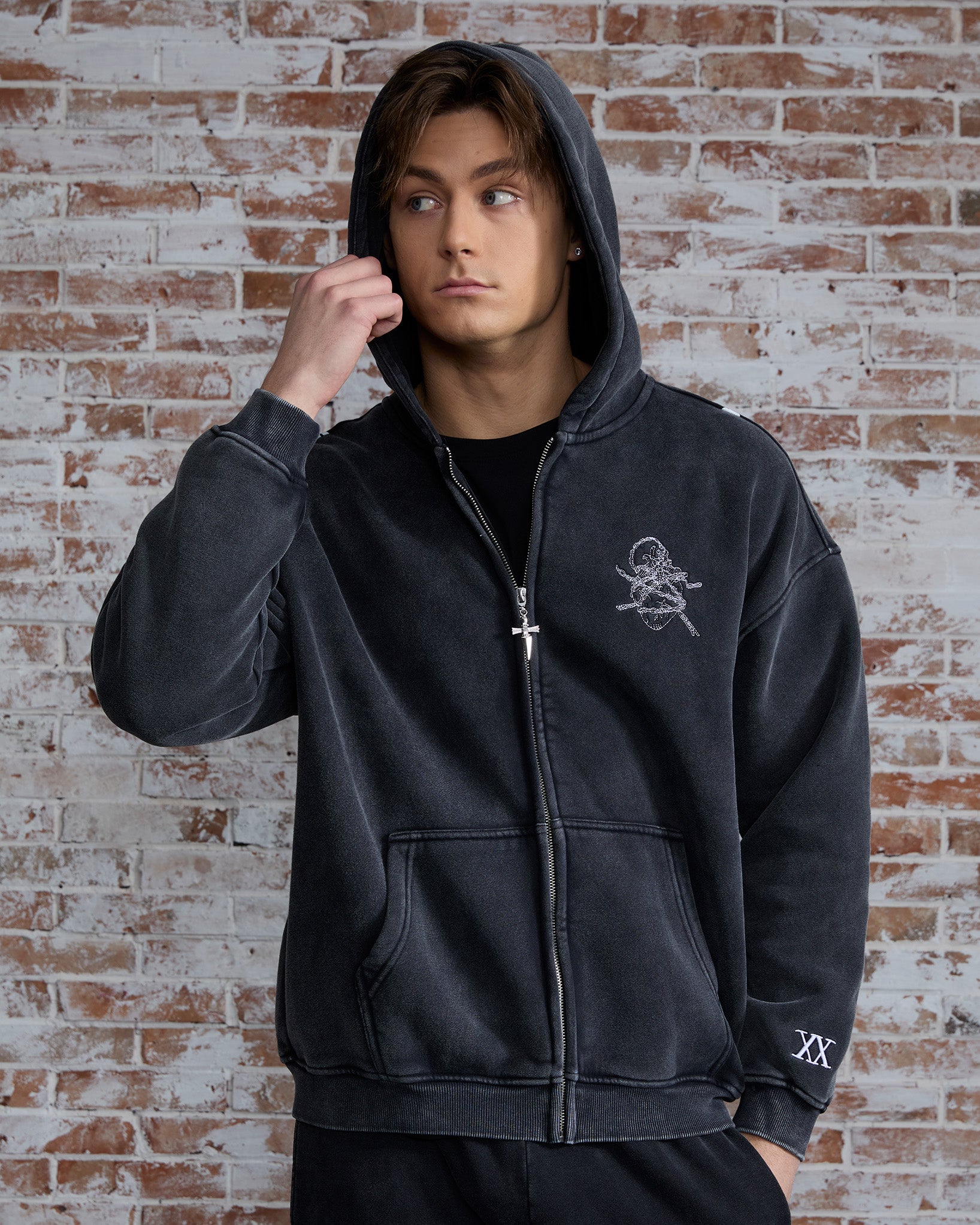 Chains Zip-Up | Heavyweight Washed Black Hoodie | Aniqi