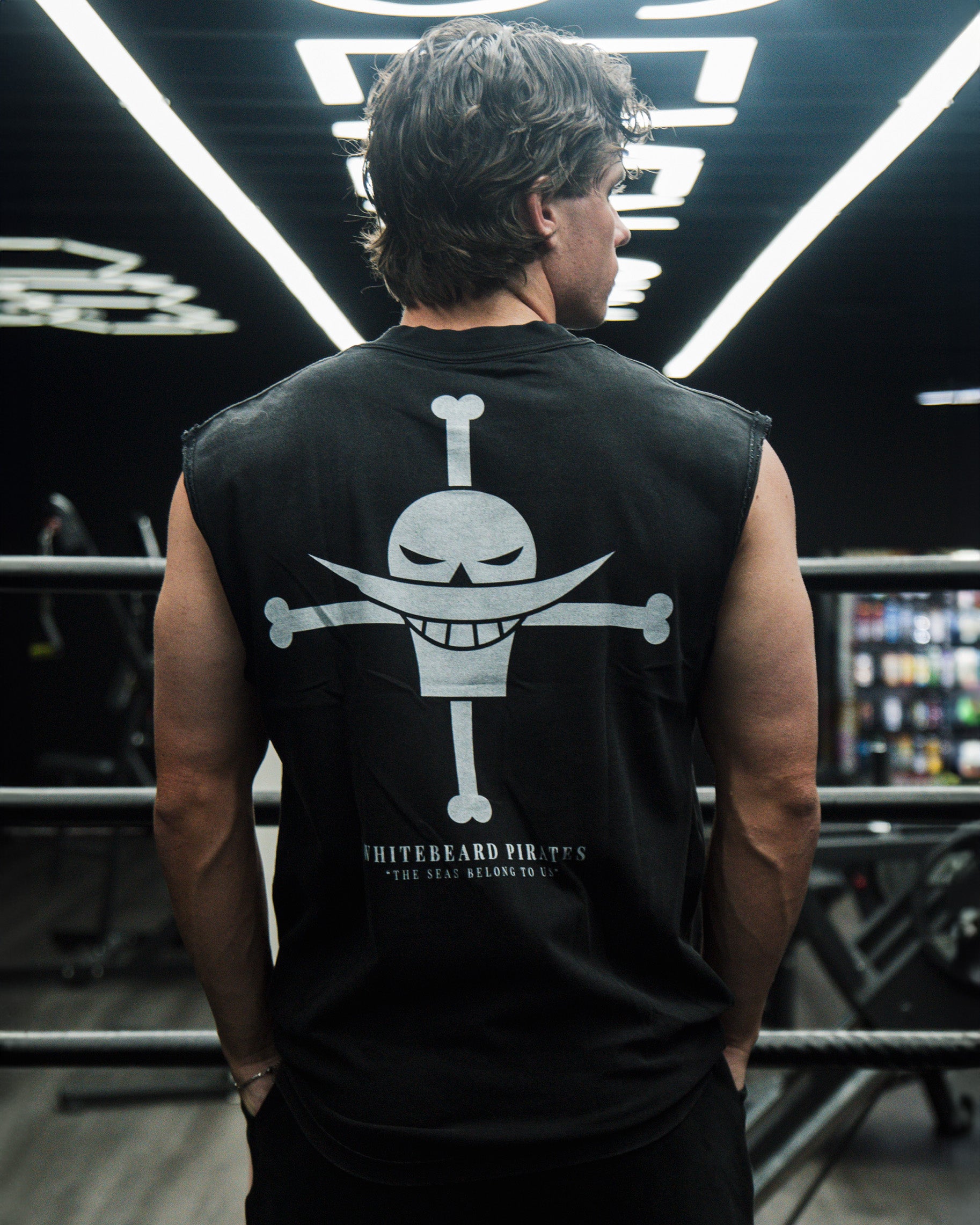 WHITE BEARD CUT-OFFS