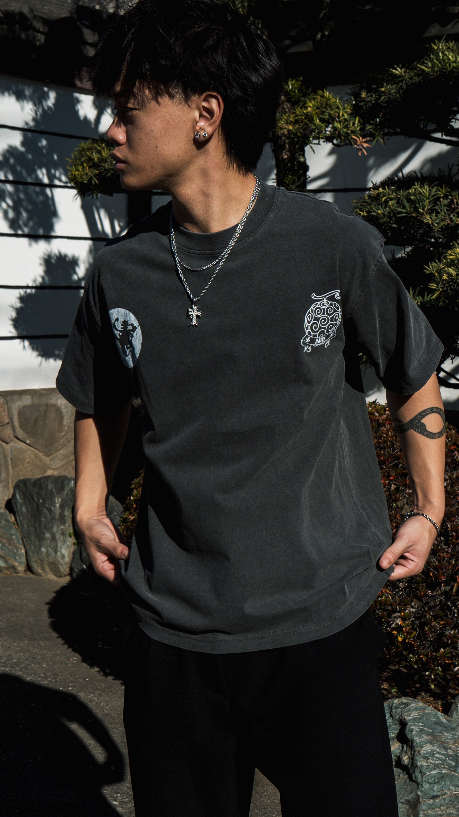 SUN GOD ACID WASH TEE  ANIQI