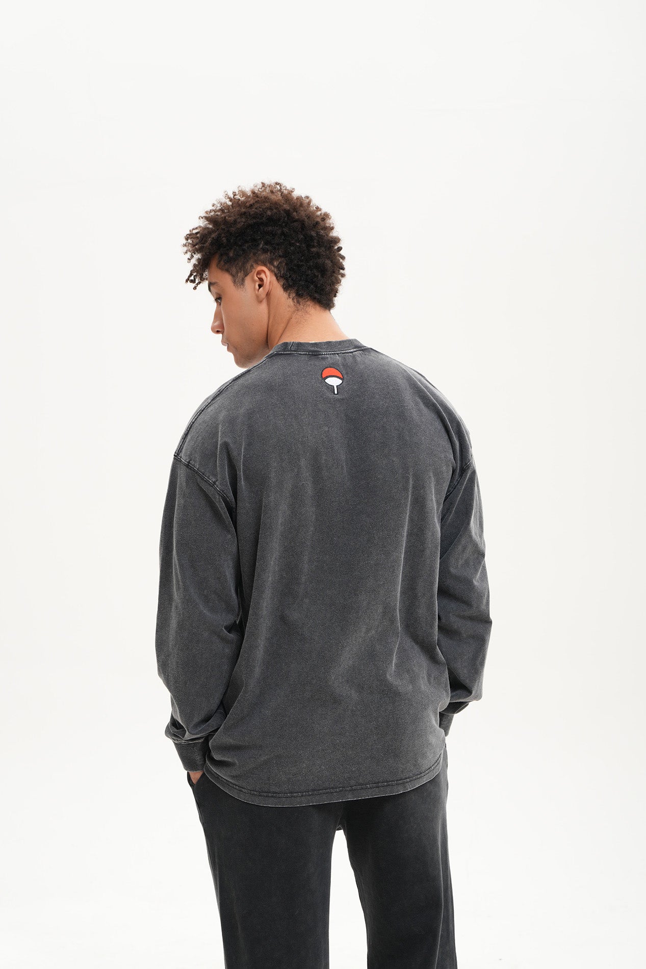 MASK CREWNECK  ANIQI