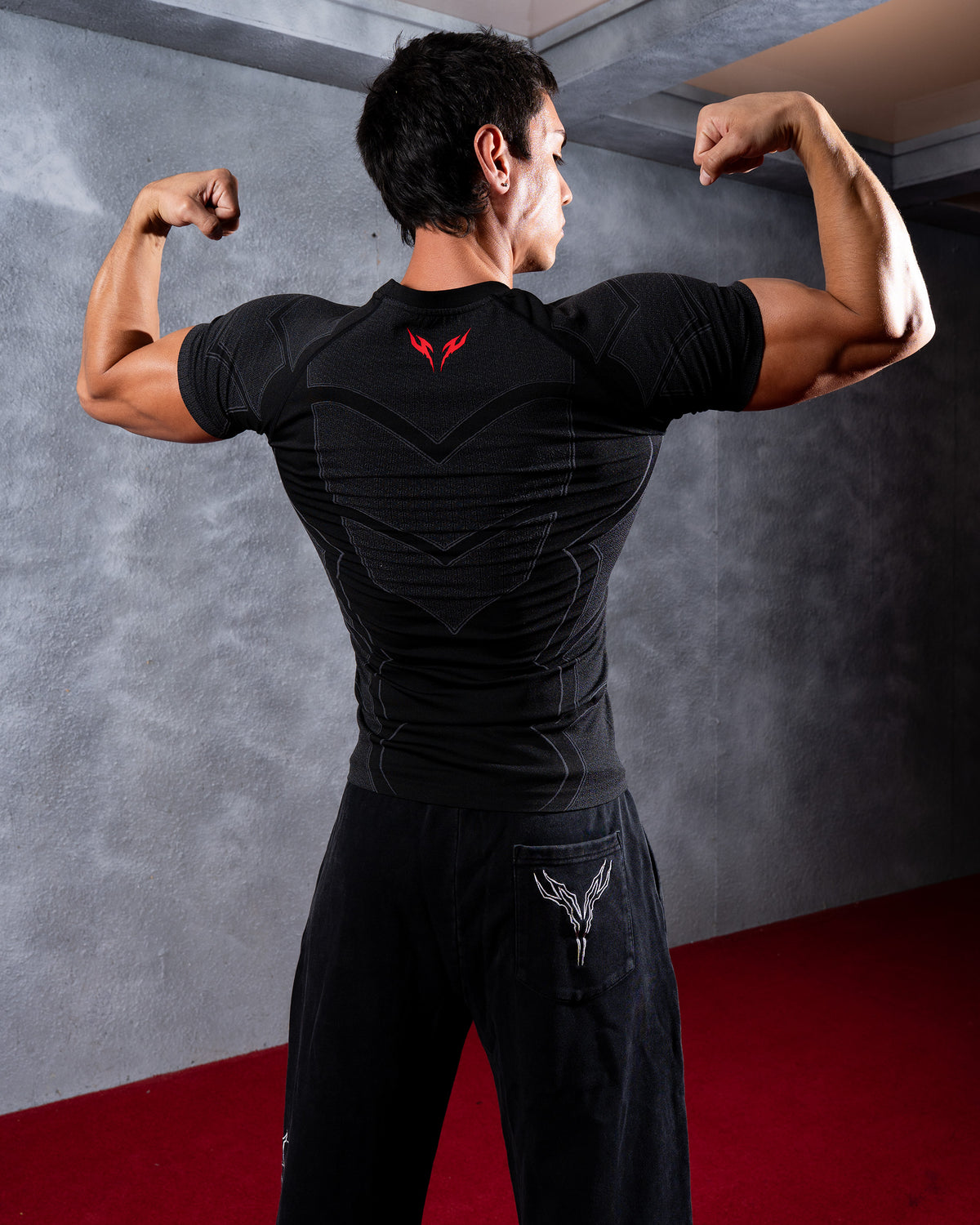 BERSERKER ARMOR COMPRESSION TEE