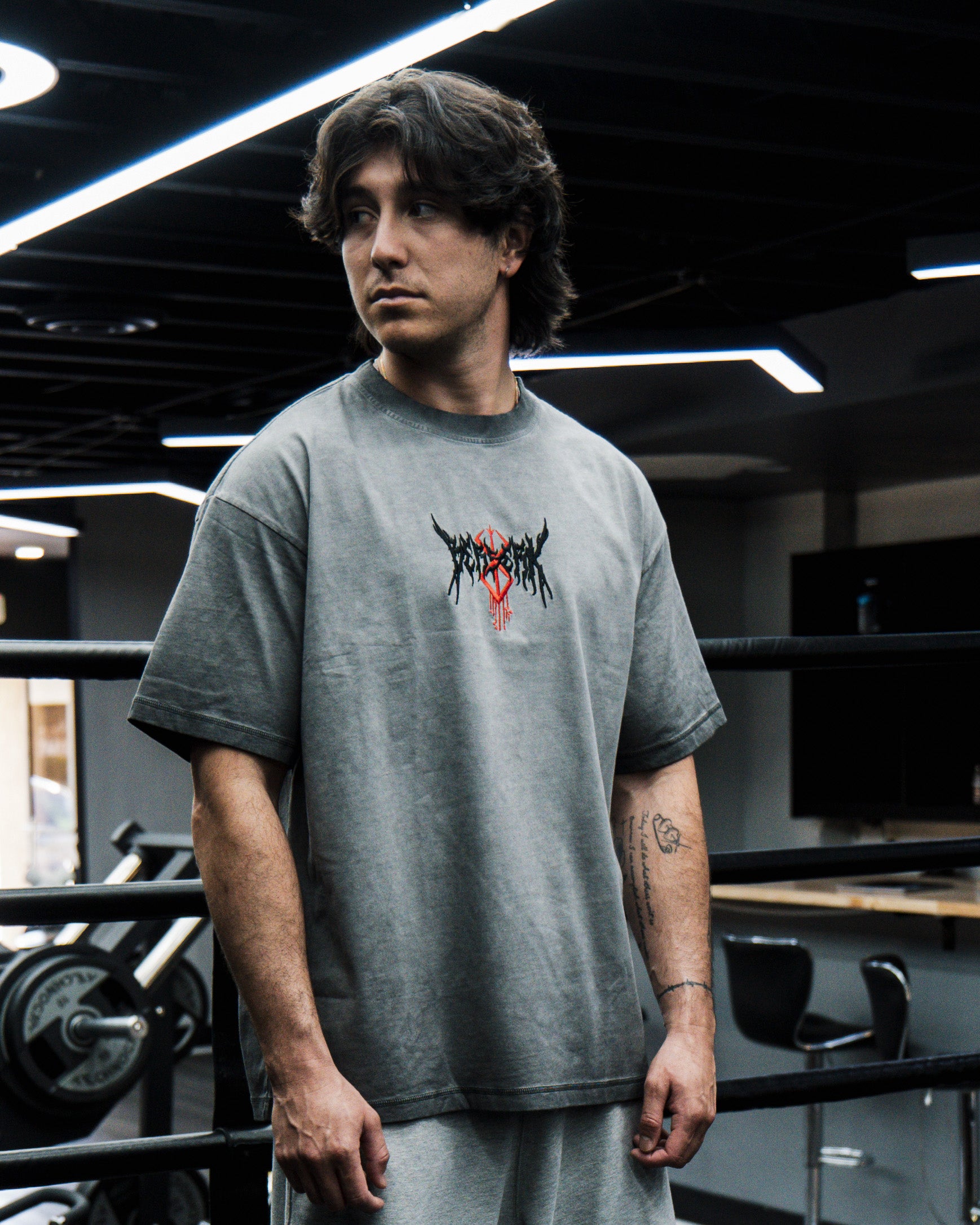THE STRUGGLER WASH TEE