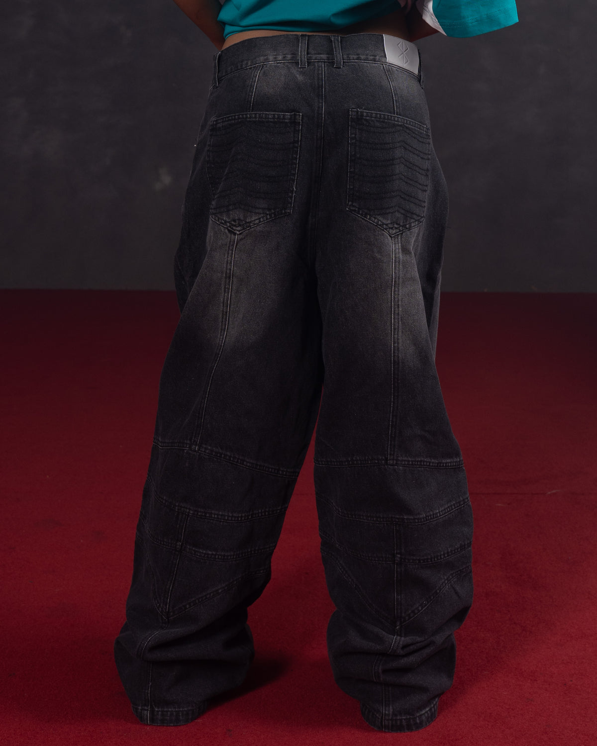 BERSERK JEANS