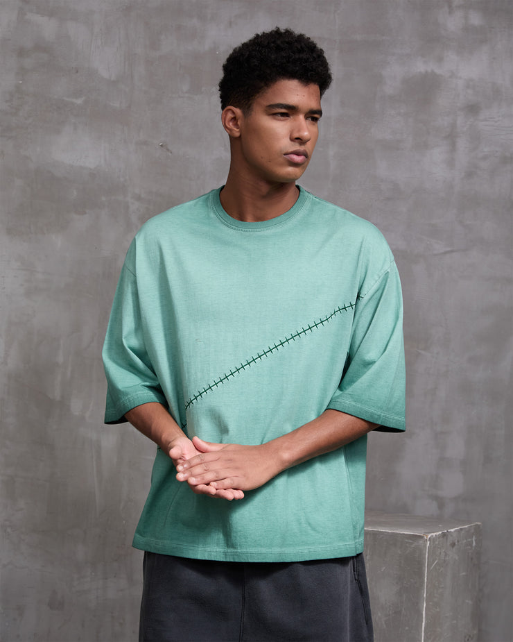 SCAR CROPPED TEE