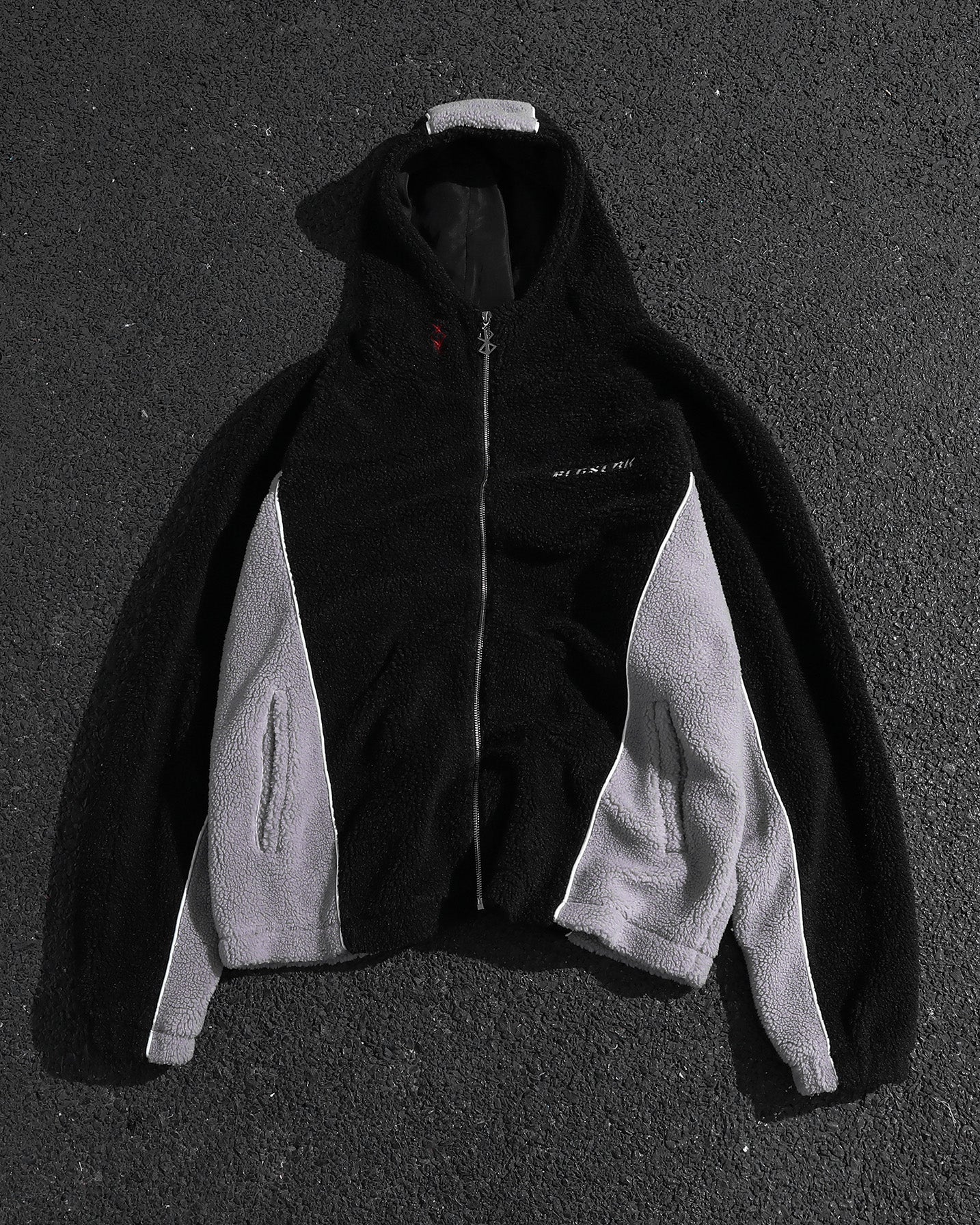 BERSERK FLEECE