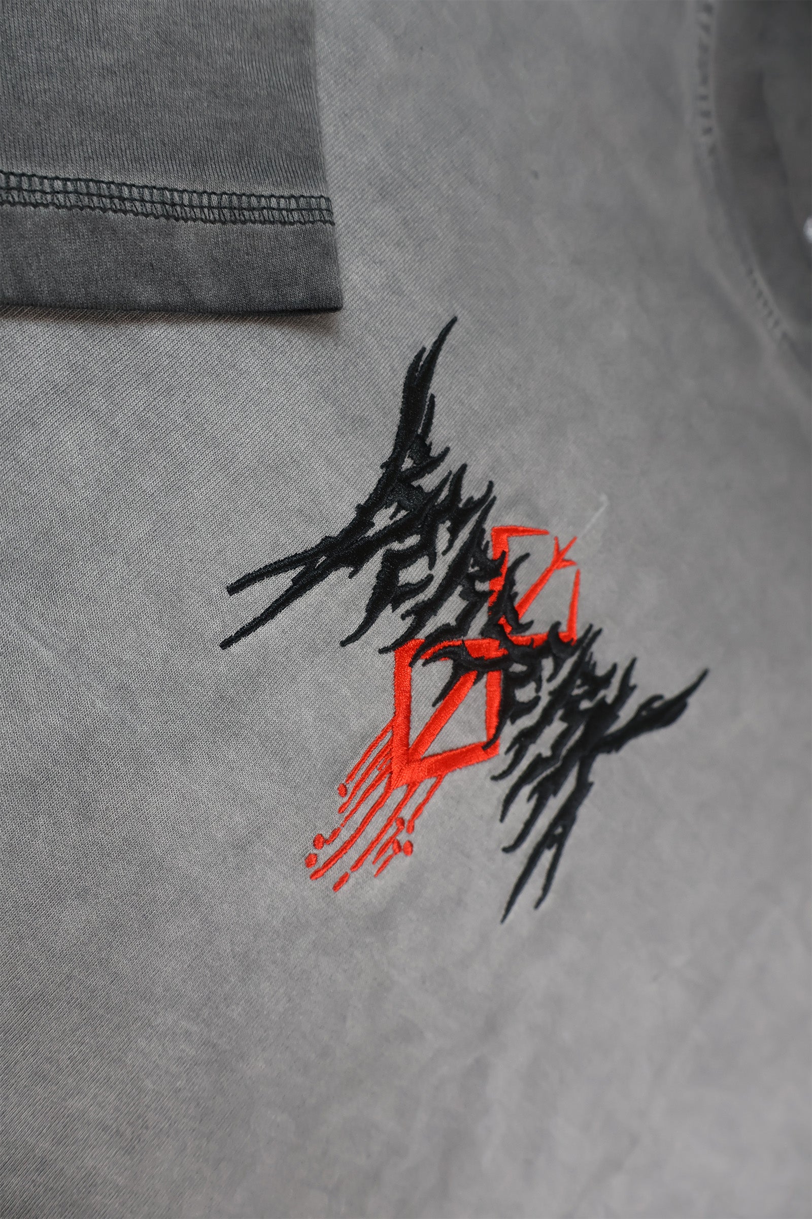 THE STRUGGLER WASH TEE