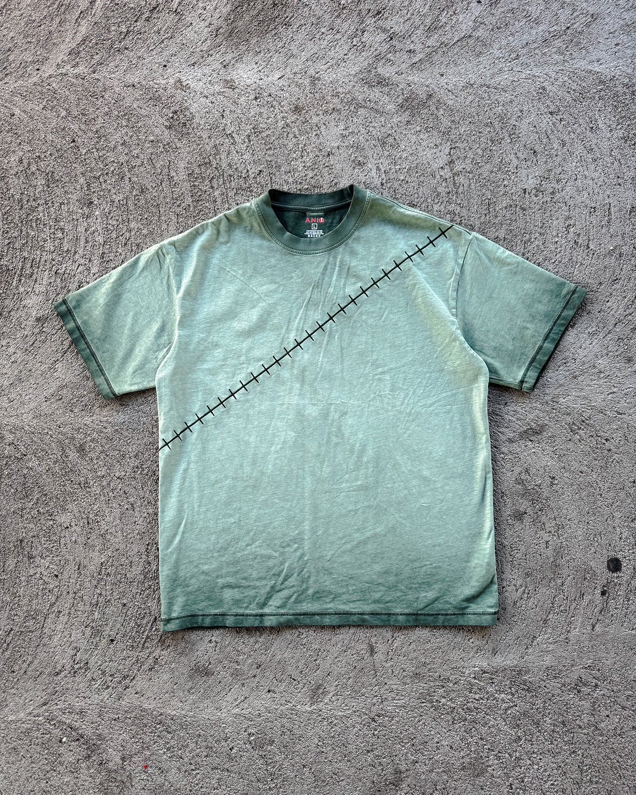 PIRATE HUNTER WASH TEE