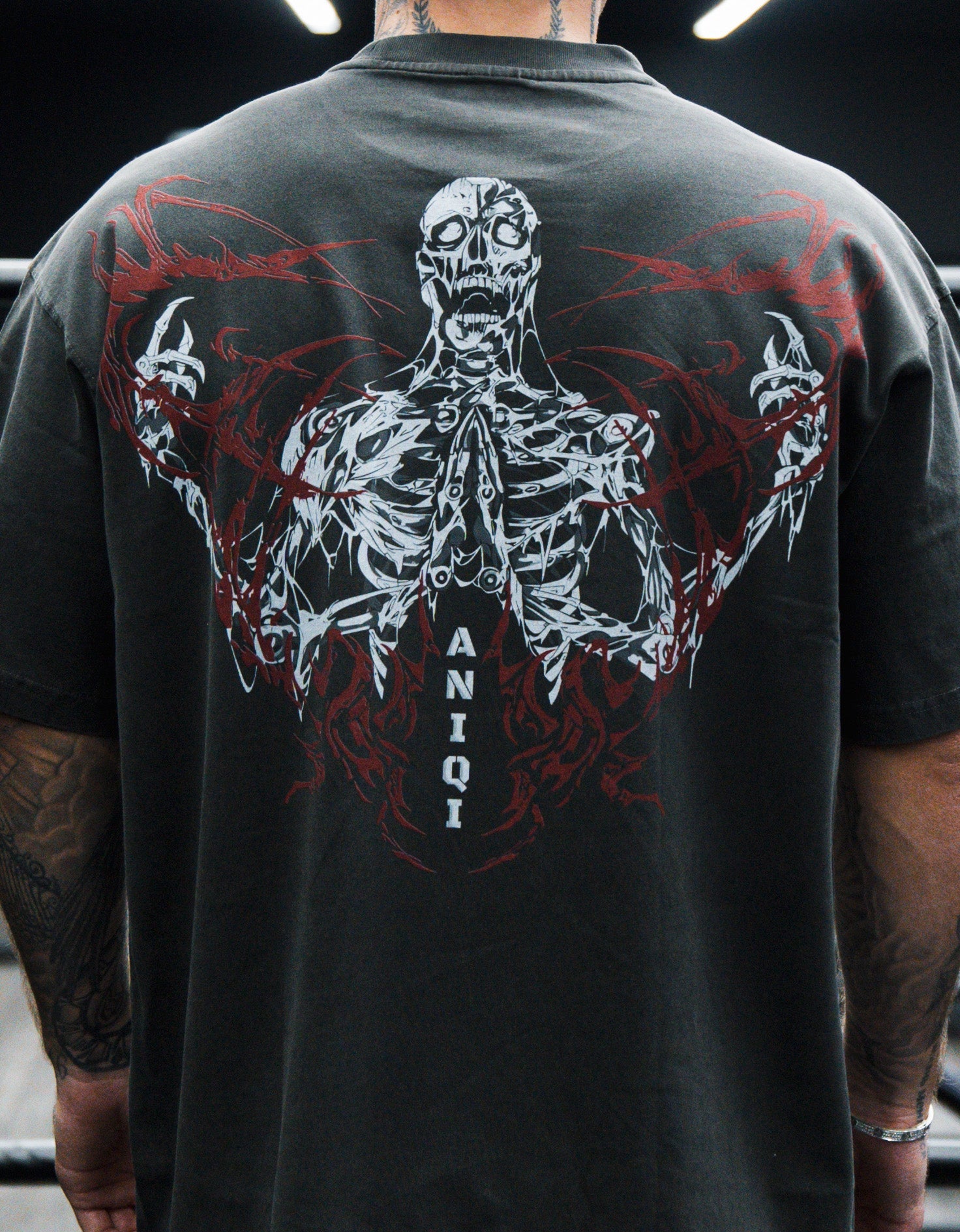 SUSANOO ACID WASH TEE  ANIQI