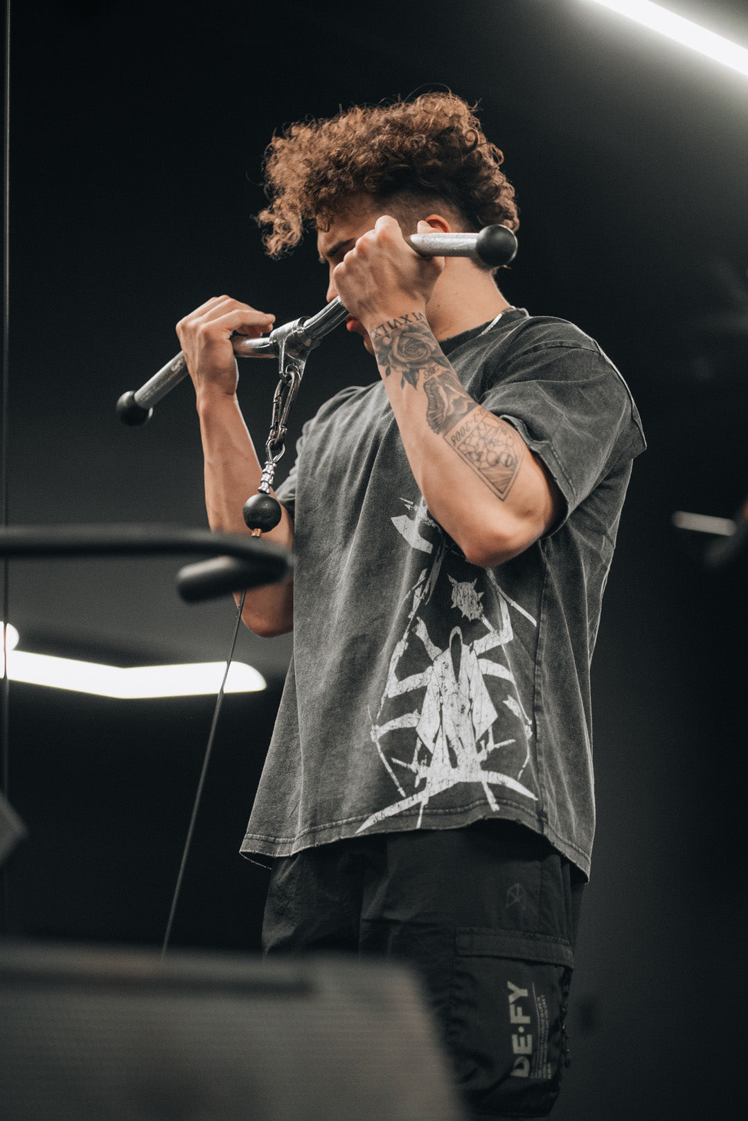 ARCHITECT ACID WASH TEE  ANIQI